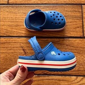 CROCS Kid's Unisex Crocband Clog Blue Bolt Croslite- US Kid's C 5 Waterproof